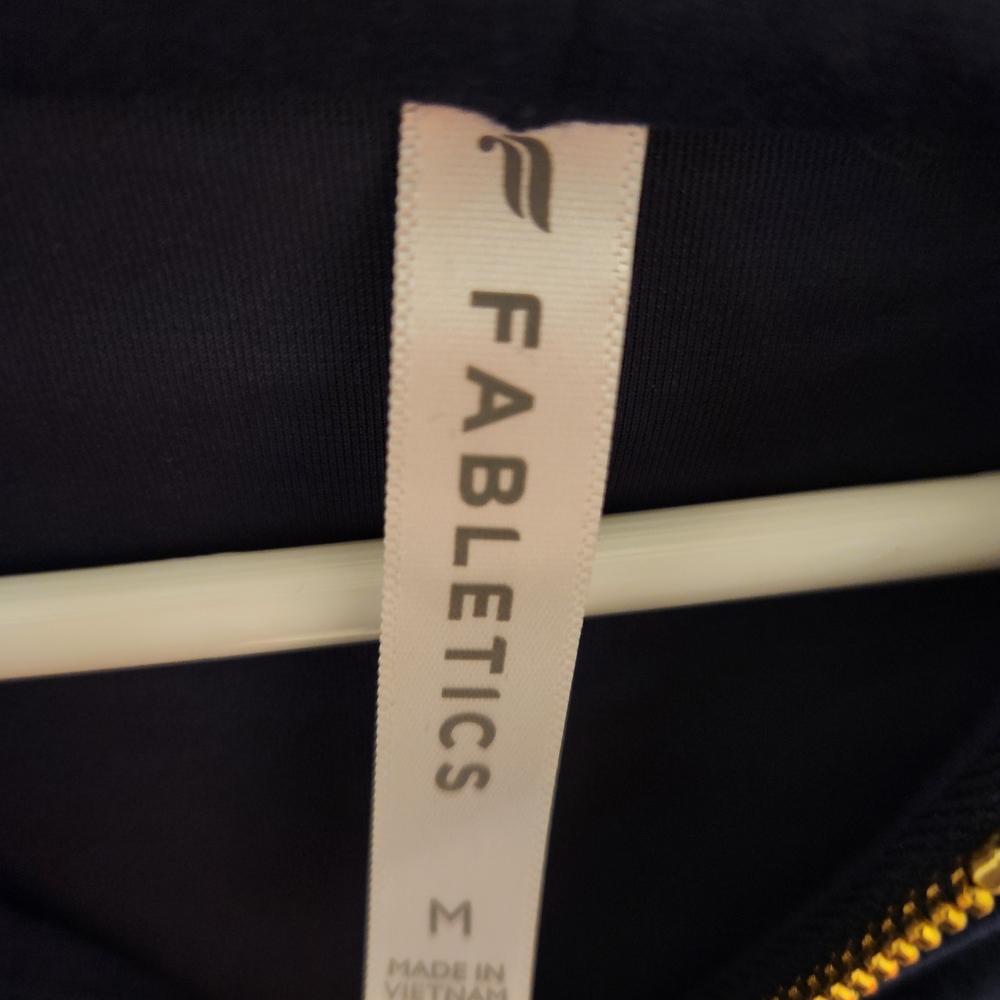 Navy 3 Piece Fabletics Set - Picture 3 of 16